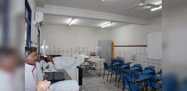 Graduação semipresencial em saúde