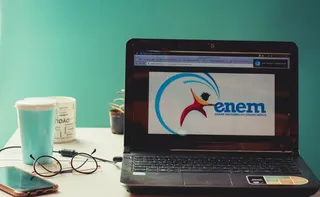 Imagem ilustrativa da imagem Enem: prazo para pedir isenção da inscrição é ampliado para 2 de maio