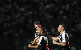 Imagem ilustrativa da imagem Paulo Henrique decide, Vasco supera o Maricá e é o único invicto do Carioca