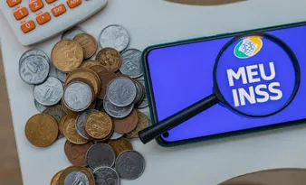 Imagem ilustrativa da imagem Desconto com a sigla RMC é “dívida infinita”