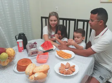 Imagem ilustrativa da imagem Famílias retomam antigos hábitos na criação dos filhos