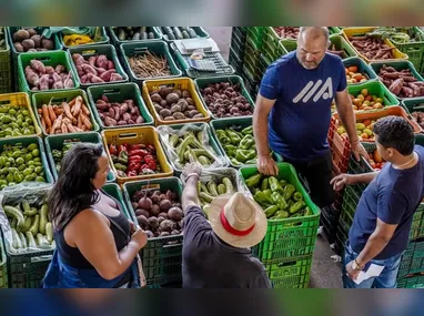 Imagem ilustrativa da imagem Inflação dos alimentos é explicada por menos oferta, diz IBGE