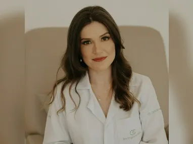 Izabela Cruz é biomédica e auriculoterapeuta