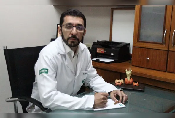 Marco Homero Sá Santos: “Paciente pode realizar  autoexame da boca”