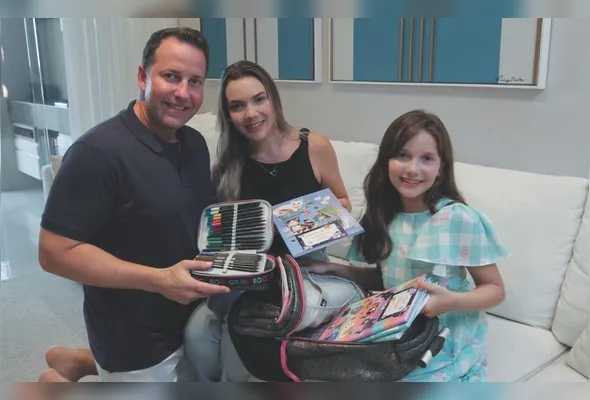 Laura Weyns, 9 anos, aguarda ansiosamente para retornar à escola | Foto: Leone Iglesias/AT