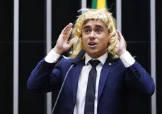 Justiça condena Nikolas por discurso transfóbico na Câmara