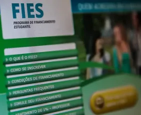 Imagem ilustrativa da imagem Inscrições para vagas remanescentes do Fies acabam nesta terça-feira
