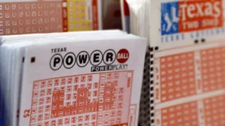 Imagem ilustrativa da imagem Powerball: sorteio deste sábado (15) tem prêmio em 2 bilhões