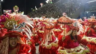 Imagem ilustrativa da imagem Quais foram as melhores escolas de samba do Rio? Campeã será definida nesta quarta