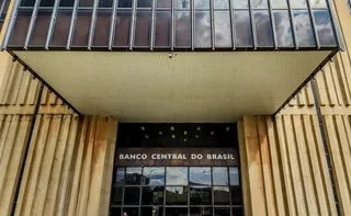 Imagem ilustrativa da imagem Dinheiro esquecido em bancos poderá ter resgate automático, anuncia BC