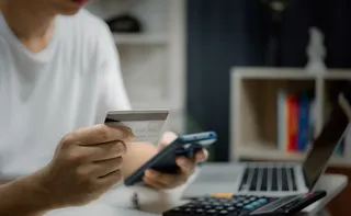 Imagem ilustrativa da imagem Trabalhadores podem pedir novo consignado direto com bancos a partir desta sexta