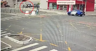 Imagem ilustrativa da imagem VÍDEO | Homem é cercado e detido com moto clonada em Vitória