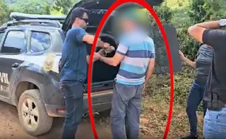 Imagem ilustrativa da imagem VÍDEO | Veja momento da prisão de psicólogo suspeito de abusar de crianças no ES