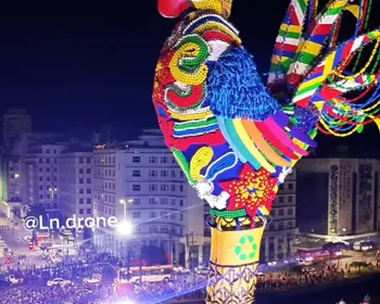 Imagem ilustrativa da imagem VÍDEO: O galo está de pé anunciando o Carnaval do Recife