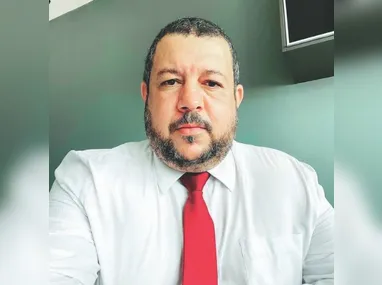 Marcelo Marino Simonetti é representante comercial, administrador, advogado e diretor-presidente do Conselho Regional dos Representantes Comerciais no ES