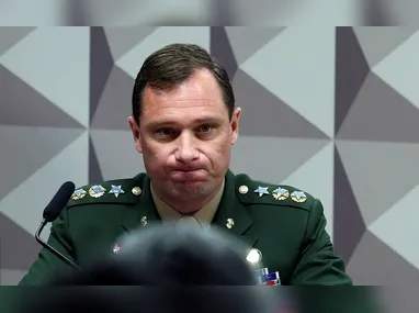 Imagem ilustrativa da imagem O que pesa contra Mauro Cid, delator da trama golpista