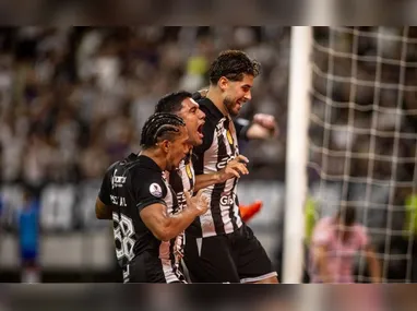 Rafael Soriano instruindo seu grupo de jogadores antes da decisão de hoje, contra o Porto Vitória, pela partida de volta da semifinal do Capixabão