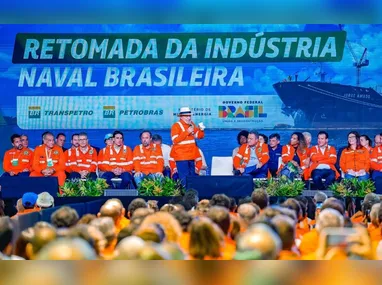 Imagem ilustrativa da imagem 'Eu bebo outro álcool, mas gasolina, não', brinca Lula ao defender Petrobras