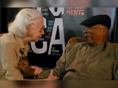 Imagem ilustrativa da imagem Fernanda Montenegro e Milton Nascimento emocionam em pré-estreia de documentário