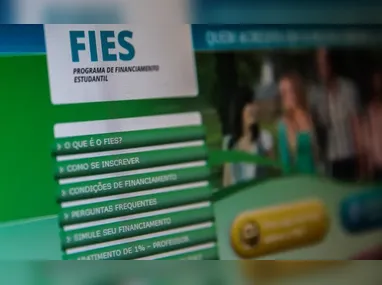 Imagem ilustrativa da imagem Inscrições para vagas remanescentes do Fies acabam nesta terça-feira