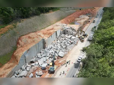 Paciente tirou fotos de inchaço observado em seu rosto