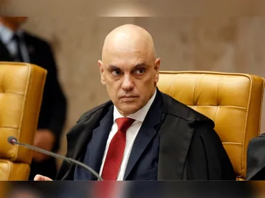 Imagem ilustrativa da imagem Moraes autoriza presidente do PL a ter contato com Bolsonaro