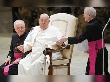 Imagem ilustrativa da imagem Papa Francisco tem ‘quadro clínico complexo’ e seguirá hospitalizado, diz Vaticano