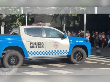 Imagem ilustrativa da imagem Refém em banco no Leblon: Mulher é libertada e assaltante baleado