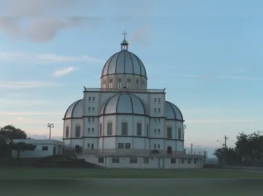 Padre Reginaldo Manzotti lança novo livro