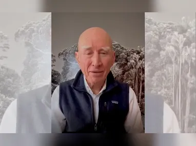 Imagem ilustrativa da imagem Sebastião Salgado agradece homenagem feita por campeã do carnaval de Vitória