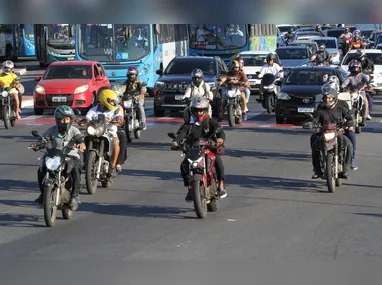 Agentes da PRF vão fazer rondas em pontos estratégicos das rodovias, principalmente nos horários de pico