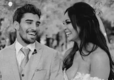 Imagem ilustrativa da imagem Casamento de Carol Nakamura chega ao fim e ex explica: 'Nunca era o suficiente'