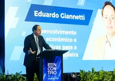 Giannetti disse que robotização é processo cujo destino não se conhece.