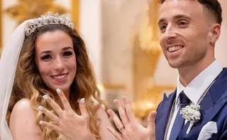 Imagem ilustrativa da imagem Diogo Jota teve ano com mais títulos na carreira e casou há 11 dias