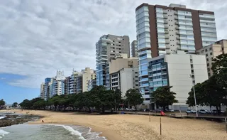 Imagem ilustrativa da imagem Justiça libera novas construções na orla de Guarapari