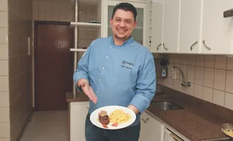 Imagem ilustrativa da imagem Medalhão ao molho de mostarda para o jantar dos namorados