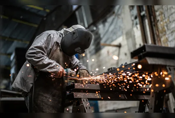 Brasil é responsável por mais de 60% do aço importado pelos EUA, que agora impõem tarifa de 50% sobre o produto.