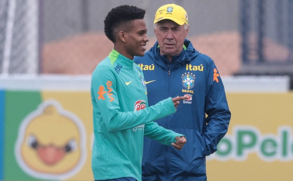 Ancelotti elogia Estêvão e despista sobre escalação do Brasil: ''Não vou  dizer'