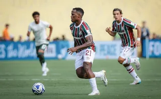 Imagem ilustrativa da imagem Arias vai às lágrimas e pede desculpas ao torcedor do Fluminense