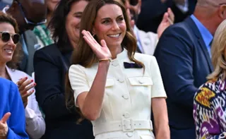 Imagem ilustrativa da imagem Kate Middleton é aplaudida de pé ao comparecer a jogo de tênis e se surpreende