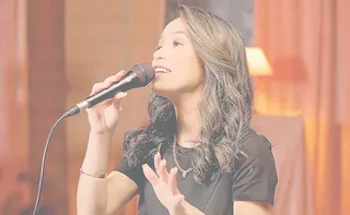 Imagem ilustrativa da imagem Lílian Marinho lança sua carreira musical com “Dia e Noite”