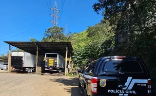 Imagem ilustrativa da imagem Polícia e EDP descobrem furto de energia em lava-jato de caminhões em Cariacica