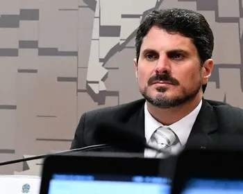 Imagem ilustrativa da imagem Moraes determina bloqueio de contas do senador Marcos do Val