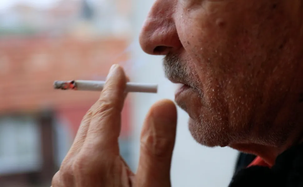 Imagem ilustrativa da imagem Órgãos que têm contato com a fumaça do cigarro podem desenvolver câncer