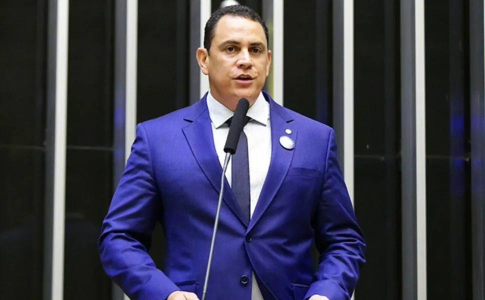 Imagem ilustrativa da imagem Presidente do PP adota cautela