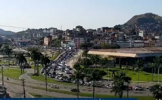 Imagem ilustrativa da imagem Acidente complica trânsito em Vitória na manhã desta quarta-feira