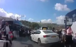 Imagem ilustrativa da imagem Ataque a tiros em Jerusalém deixa mortos e feridos