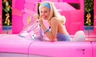 Imagem ilustrativa da imagem Bebê de Margot Robbie interrompe entrevista e gera momento engraçado