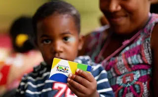 Imagem ilustrativa da imagem Caixa paga Bolsa Família a beneficiários com NIS de final 7