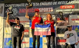 Imagem ilustrativa da imagem Capixaba Késsia Tristão conquista o octa brasileiro de enduro de regularidade